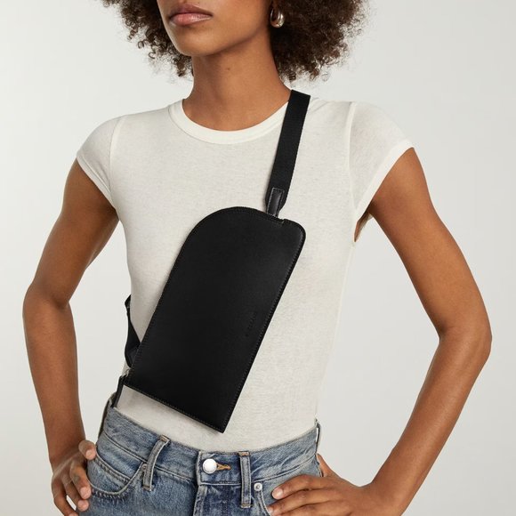 Everlane Handbags - Everlane Italian Leather Sling Belt Crossbody Bag - Black